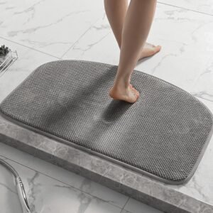 5. Gorilla Grip Waterproof Bath Rug Mat